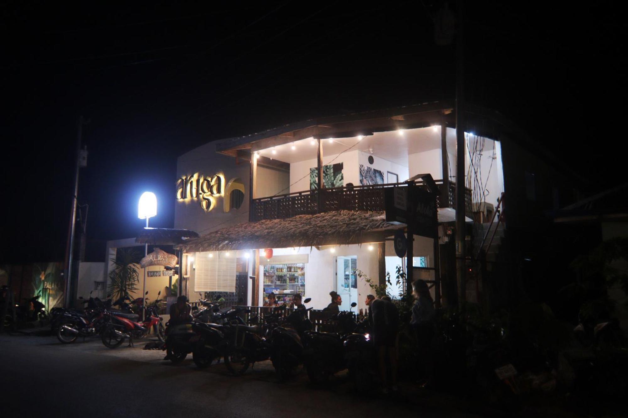 Aloha Hostel Siargao جنرال لونا المظهر الخارجي الصورة