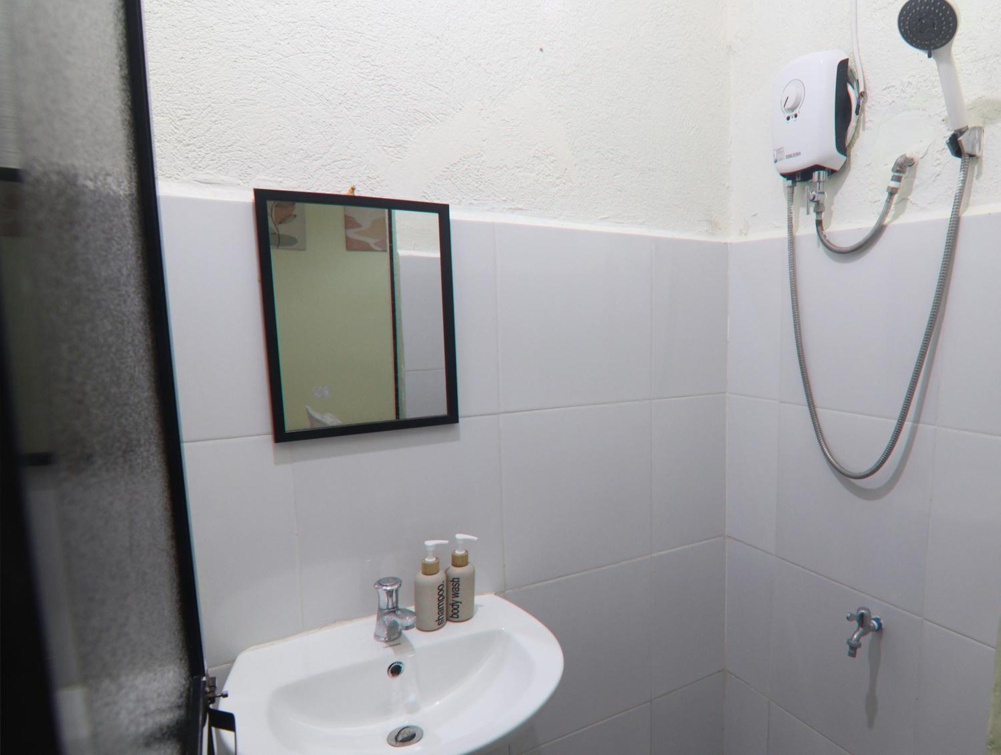 Aloha Hostel Siargao جنرال لونا المظهر الخارجي الصورة