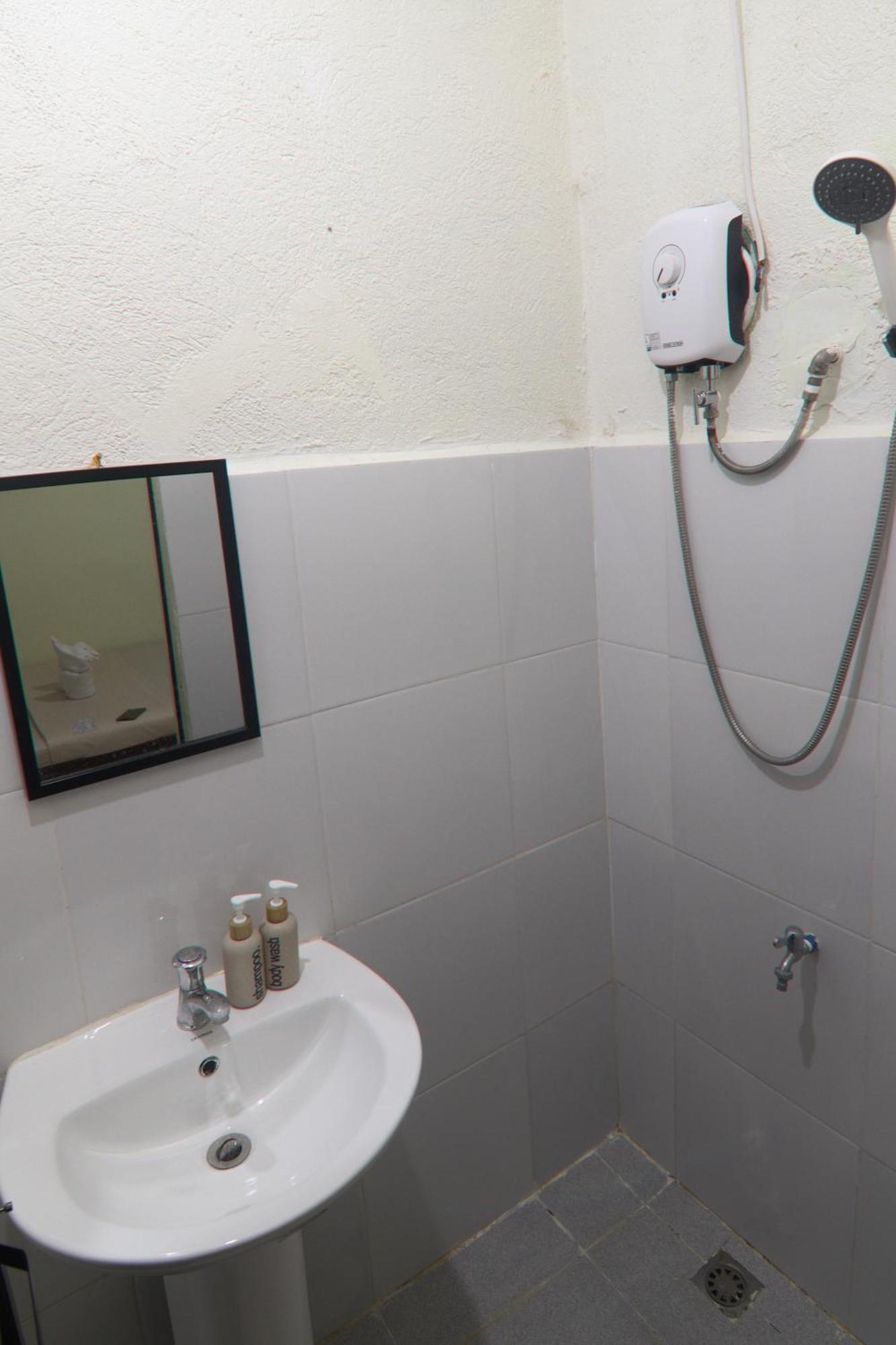 Aloha Hostel Siargao جنرال لونا المظهر الخارجي الصورة