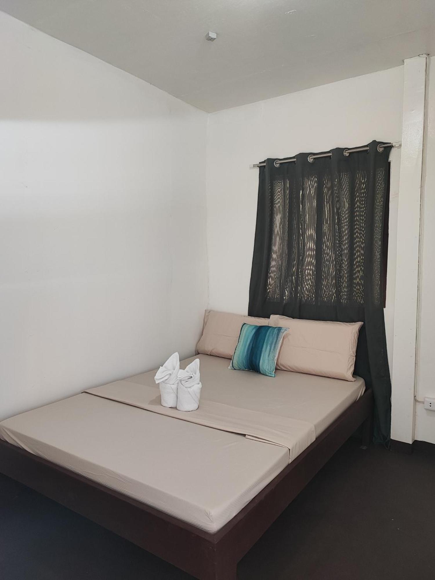 Aloha Hostel Siargao جنرال لونا المظهر الخارجي الصورة